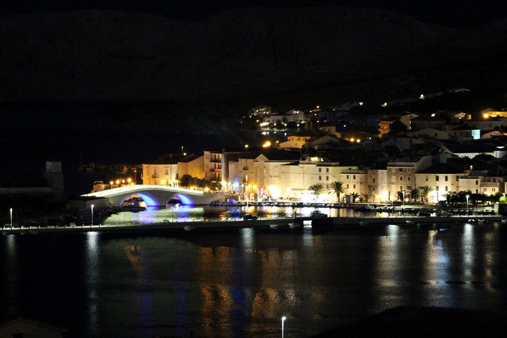 Apartments Sv. Jelena 2 Pag Town Kültér fotó