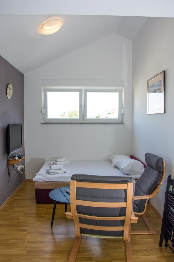 Apartments Sv. Jelena 2 Pag Town Kültér fotó