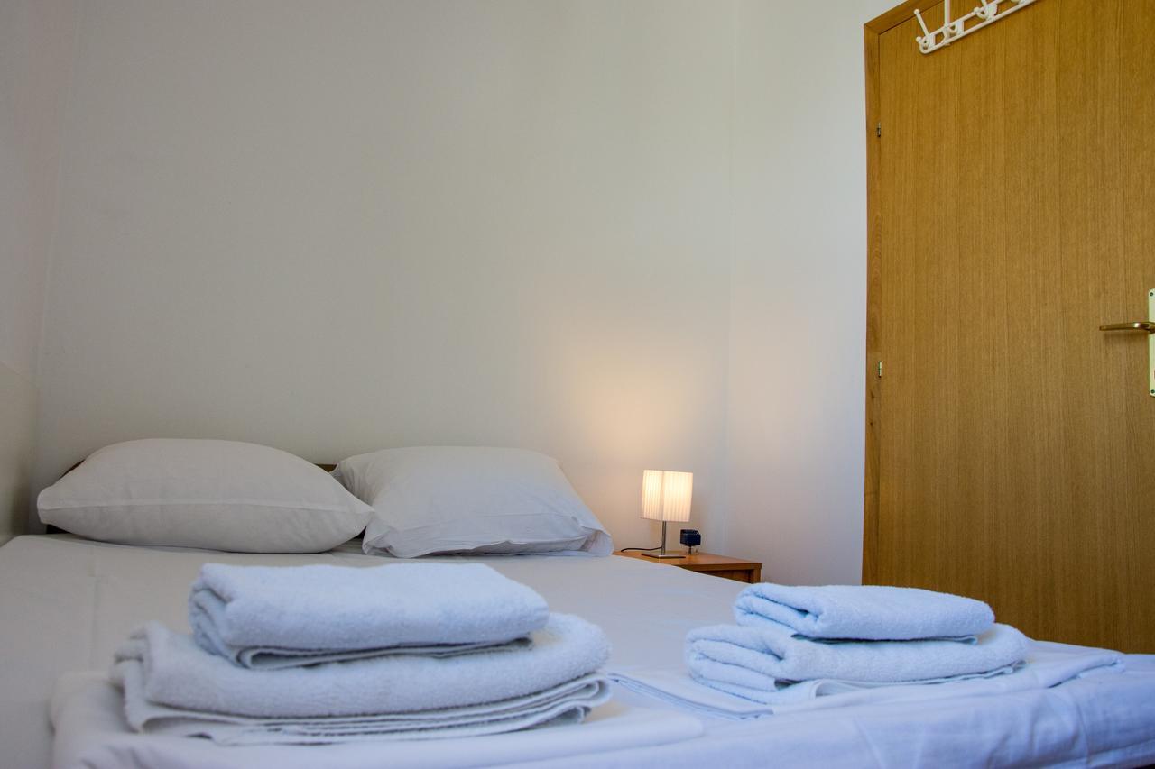 Apartments Sv. Jelena 2 Pag Town Kültér fotó
